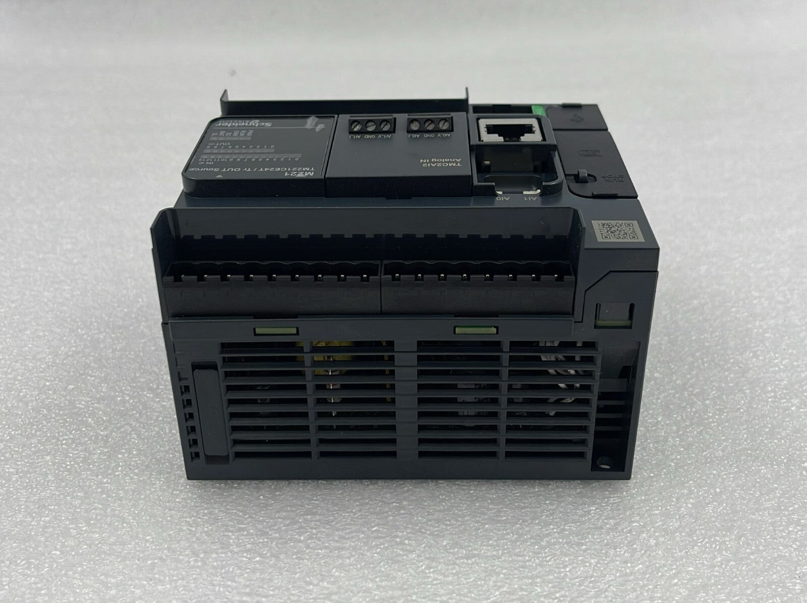 Schneider Electric TM221CE24T Programmable Controller