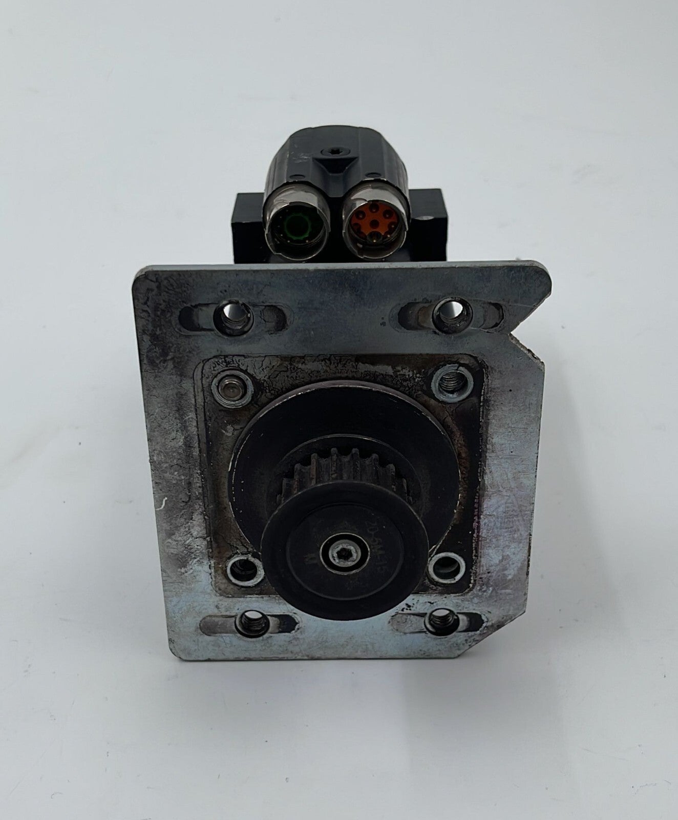 B&R Automation 8LVA23.R0030D027-0 Synchronous Servo Motor