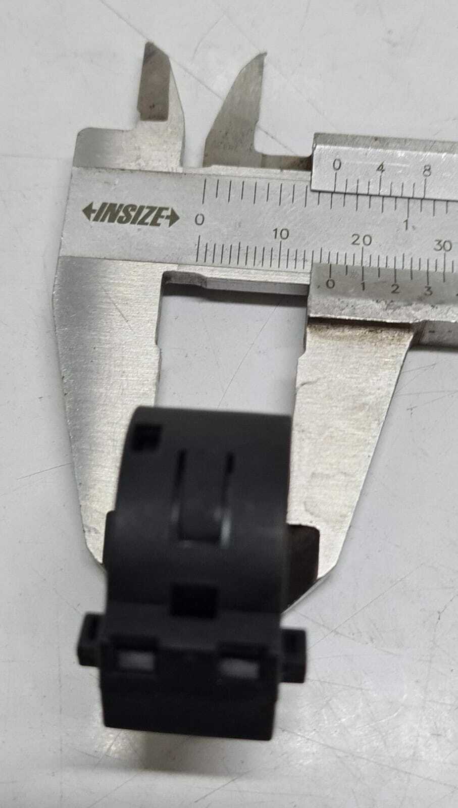 [LOT OF 17] FAIR-RITE V0 Core-31 Round Cable Core Assembly