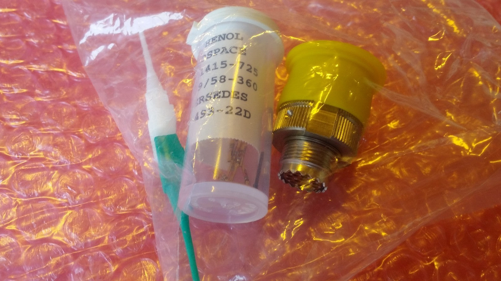 Amphenol D38999/26FB35PN Circular Mil Spec Connector  Plug