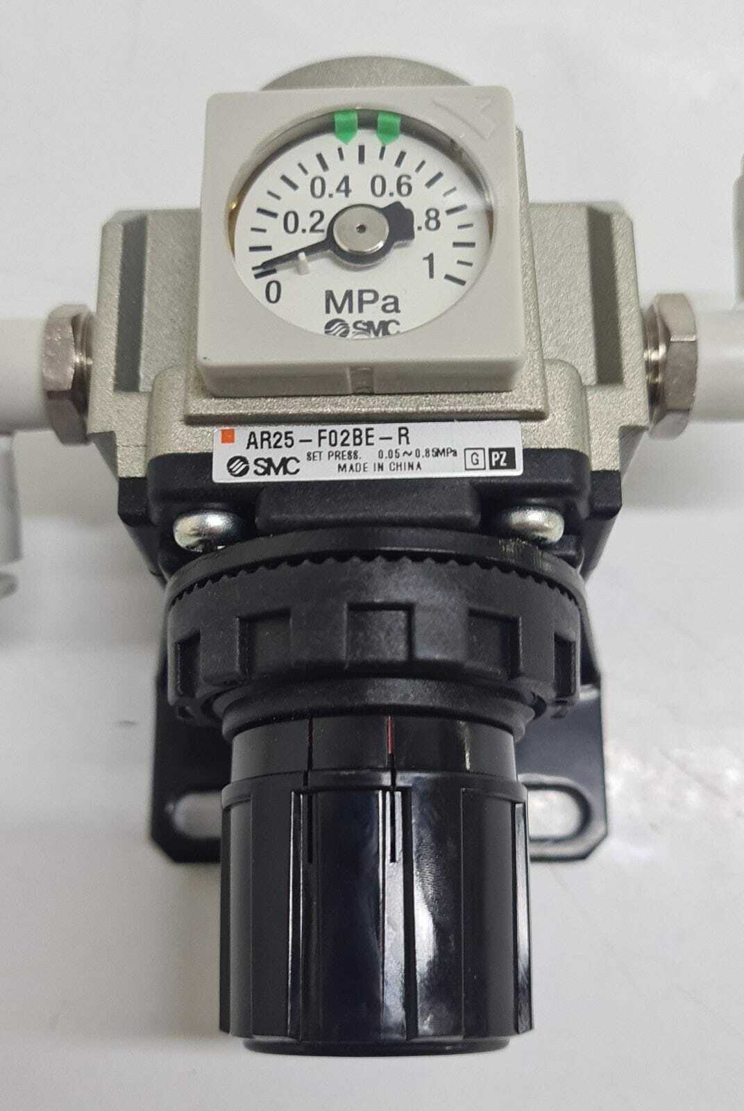 SMC Pneumatic Regulator AR25-F02BE-R 0.05~0.85MPa W/ Wall Mount