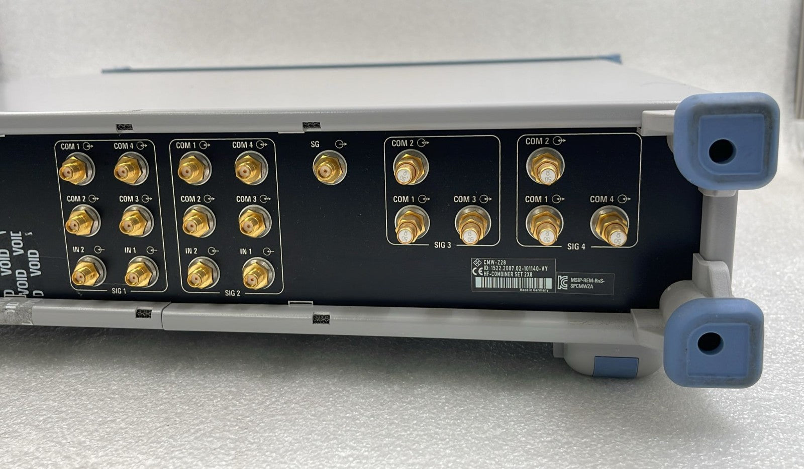 Rohde & Schwarz CMW-Z28 Shielding Box for Wireless Communication