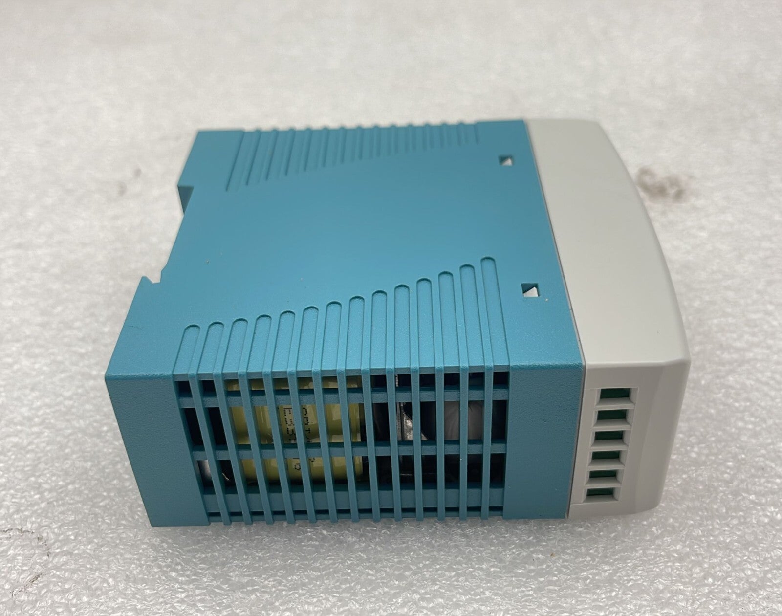 Mean Well MDR-40-24 DIN rail power supply 24V DC 40W industrial AC-DC module