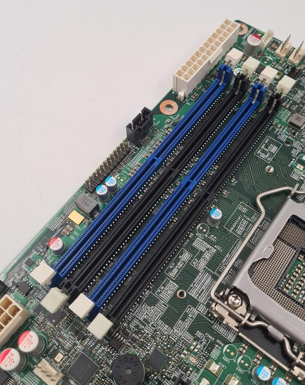 INTEL H57532-250 Server Motherboard DA0S6EMB6C1 With I/O Shield