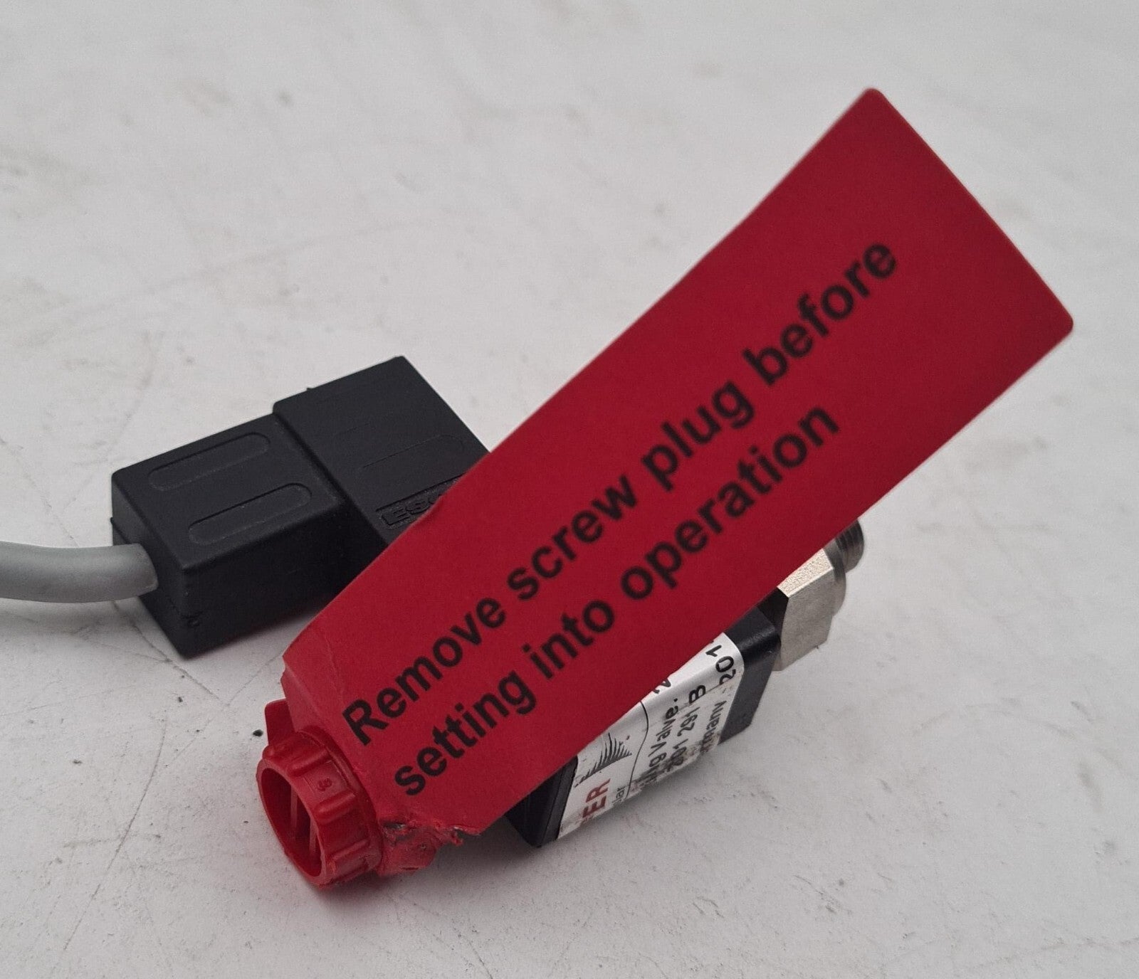 PFEIFFER VACUUM PM Z01 291 B Venting Valve 24V / ESCHA Solenoid