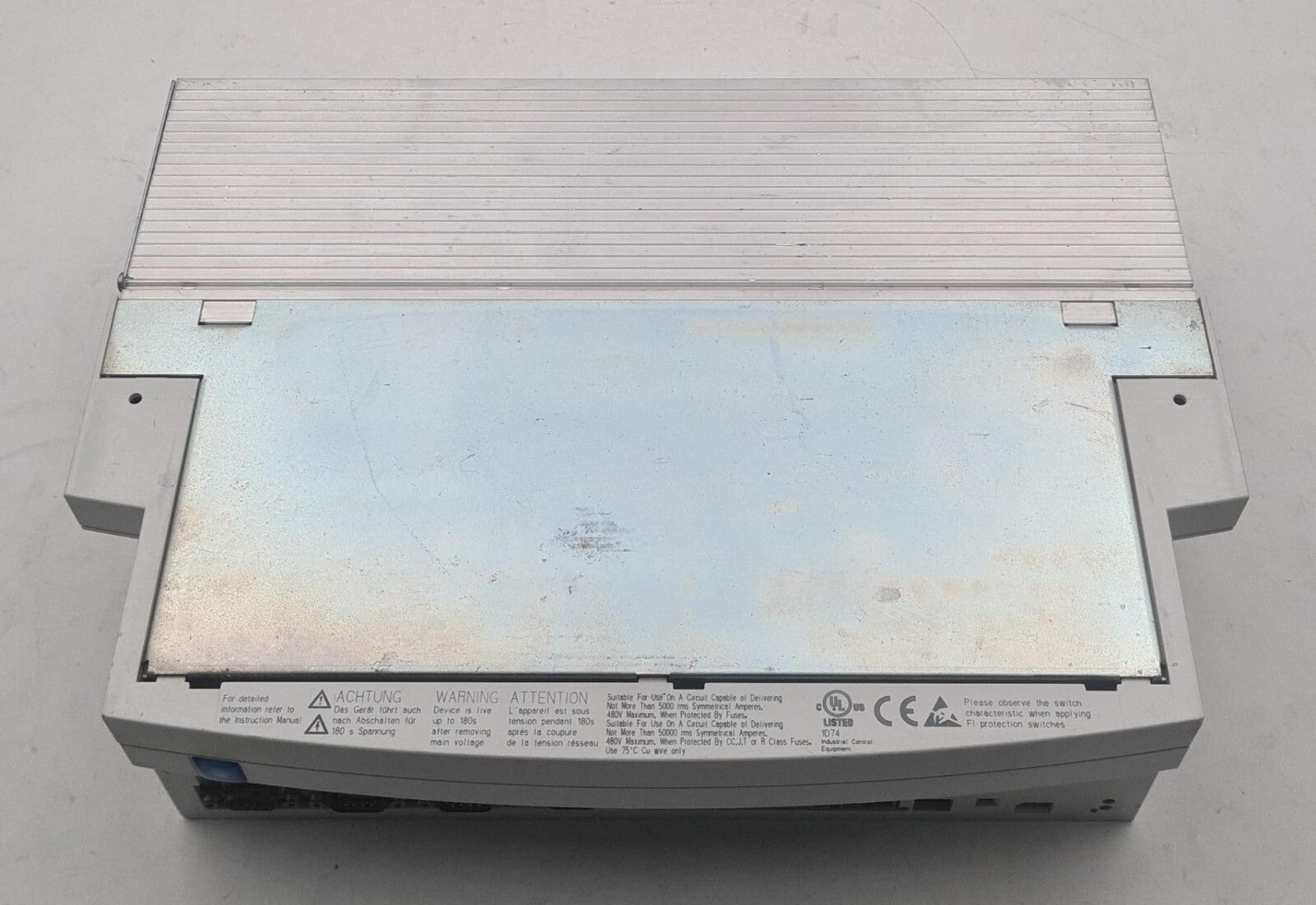 Lenze EVS9323-ES 13325136 33.9323SE.8G.81. 02456574 Servo Inverter 10A/600V
