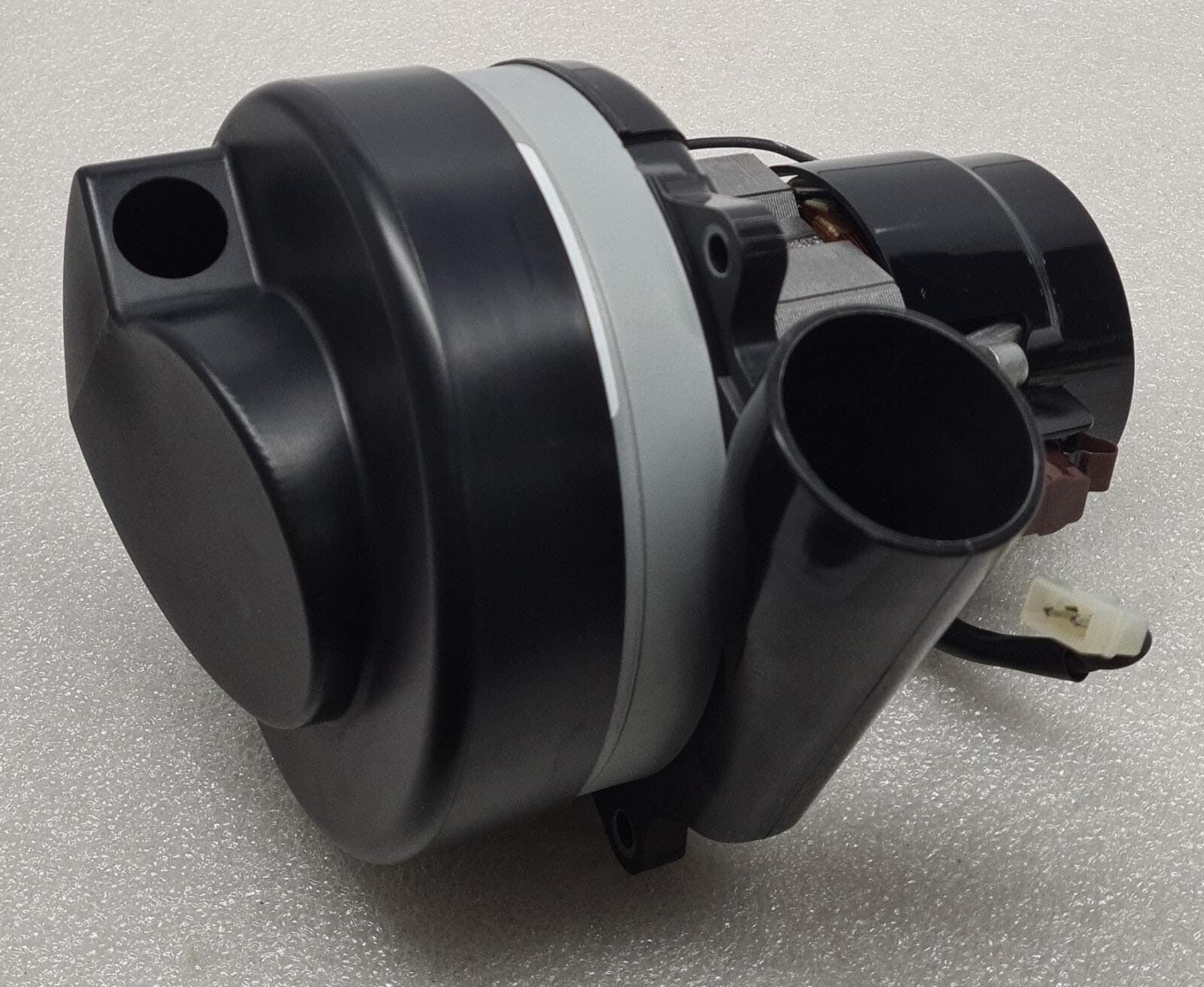 Ametek LAMB 116213-00 240V vacuum cleaner motor assembly