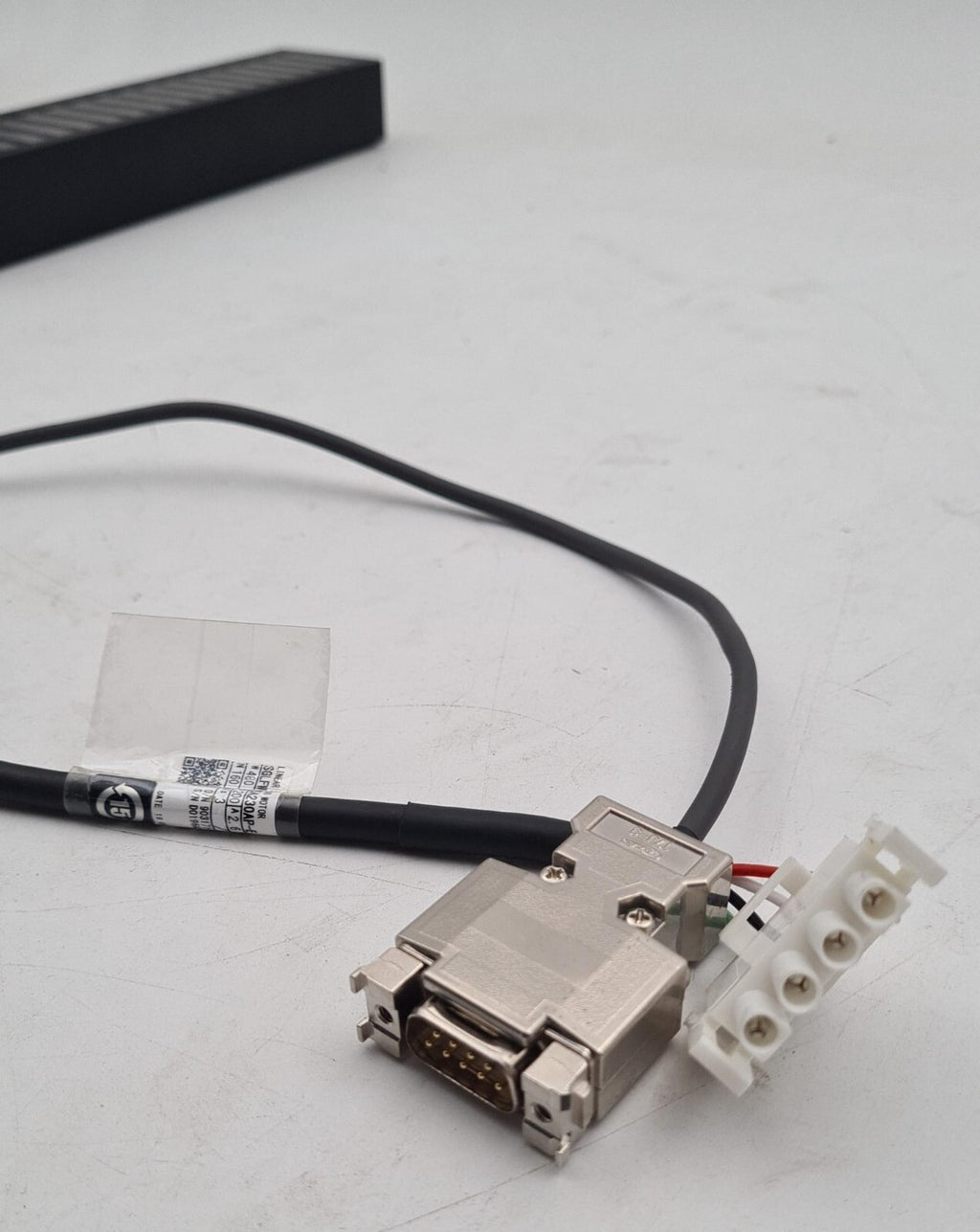 YASKAWA SGLFW-35A230AP-E LINEAR SERVO MOTOR 480W
