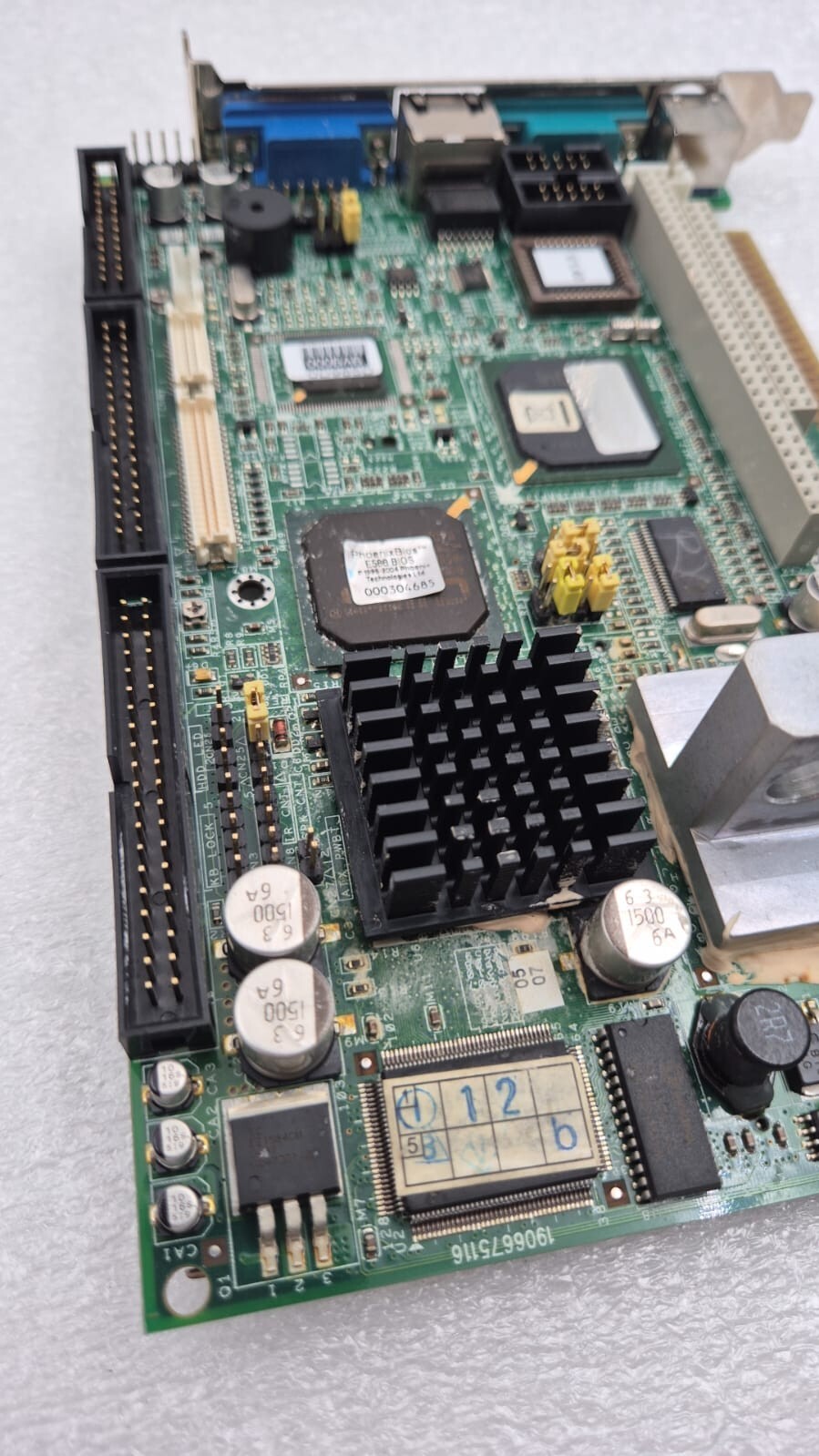 Advantech PCA-6751 REV. B202-1 Motherboard W/ 256MB PC133S-333-542 & Memory