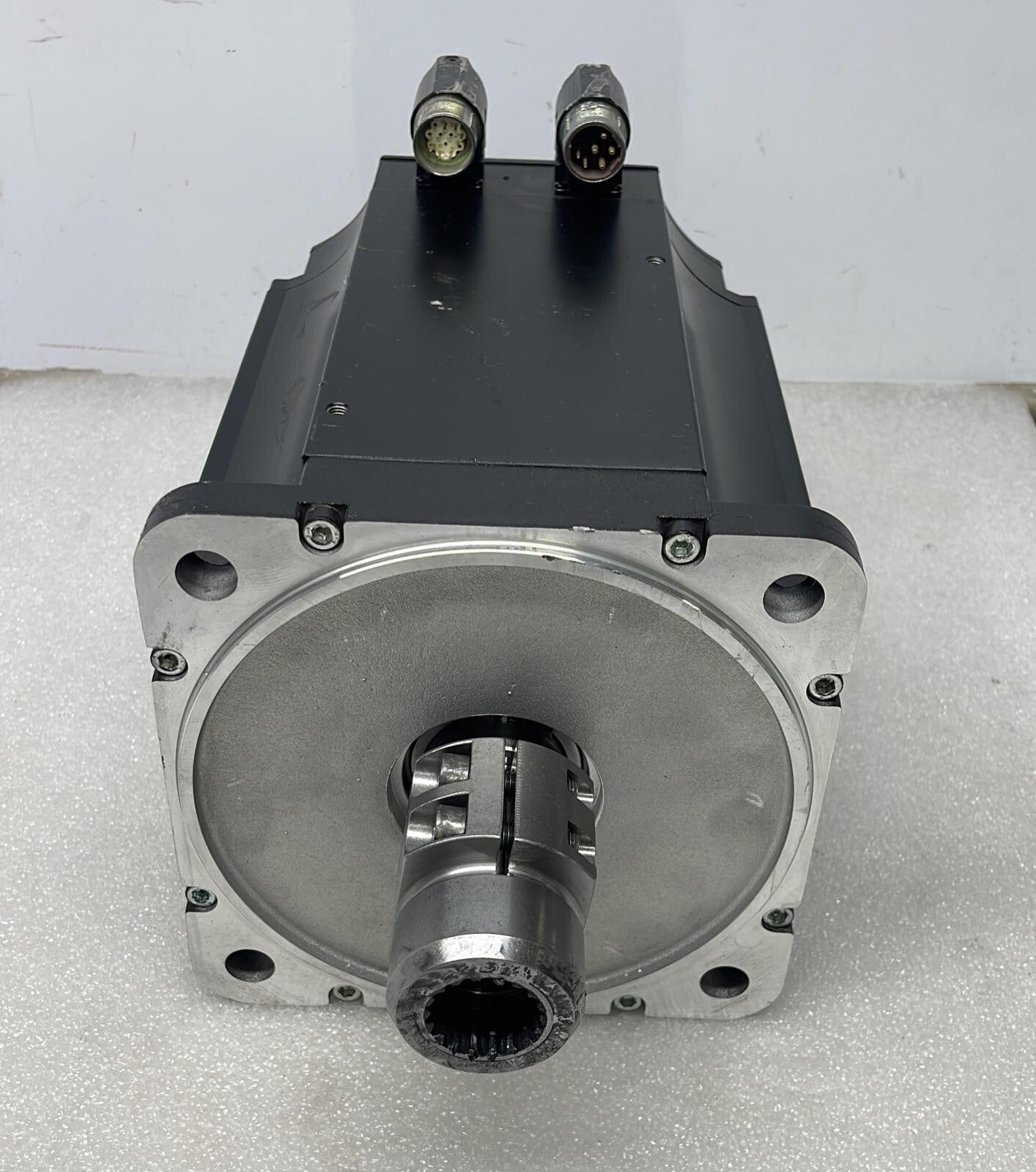 B&R Automation 8LSA74.R0045D000-0 Rev. C5 Servo Motor