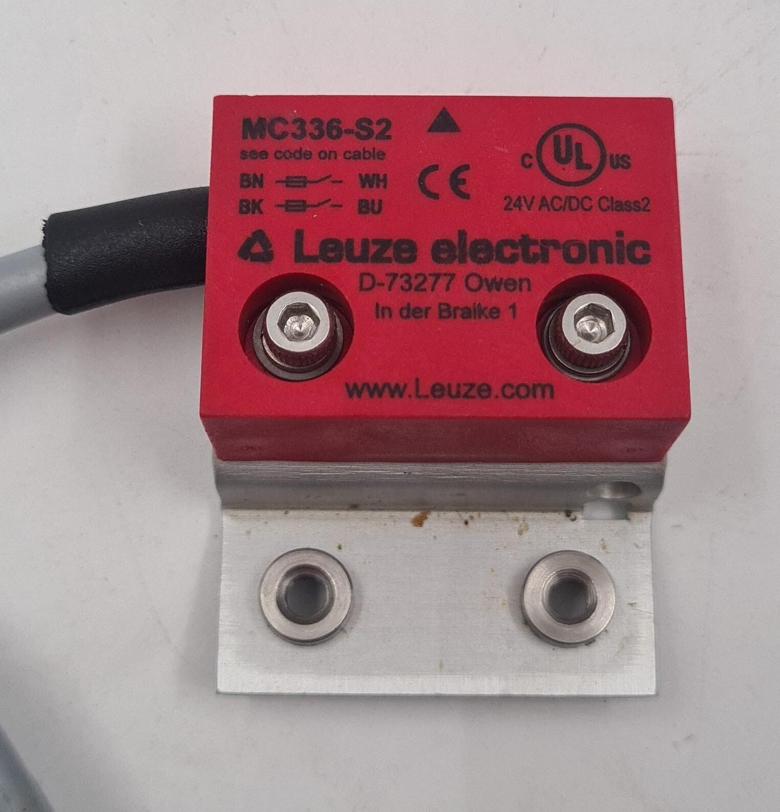 Leuze Electronic MC336-S2 Magnetic Interlock Sensor & MC336-S2-A Actuator
