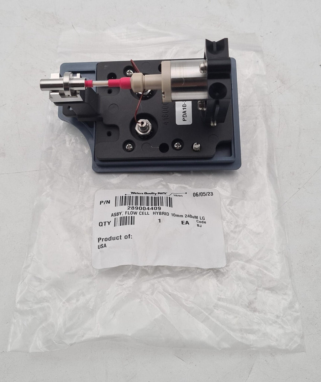 NEW - Waters Alliance 289004409 Assy Flow Cell Hybrid 10mm 240uM LG 418000244