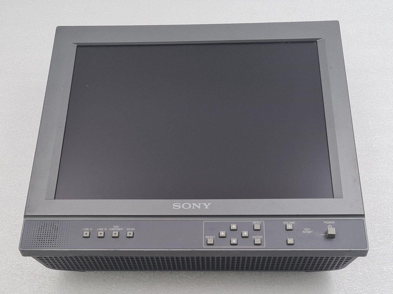 SONY LMD-1410 LCD Monitor 100-240V 14" 4:3 Professional Series