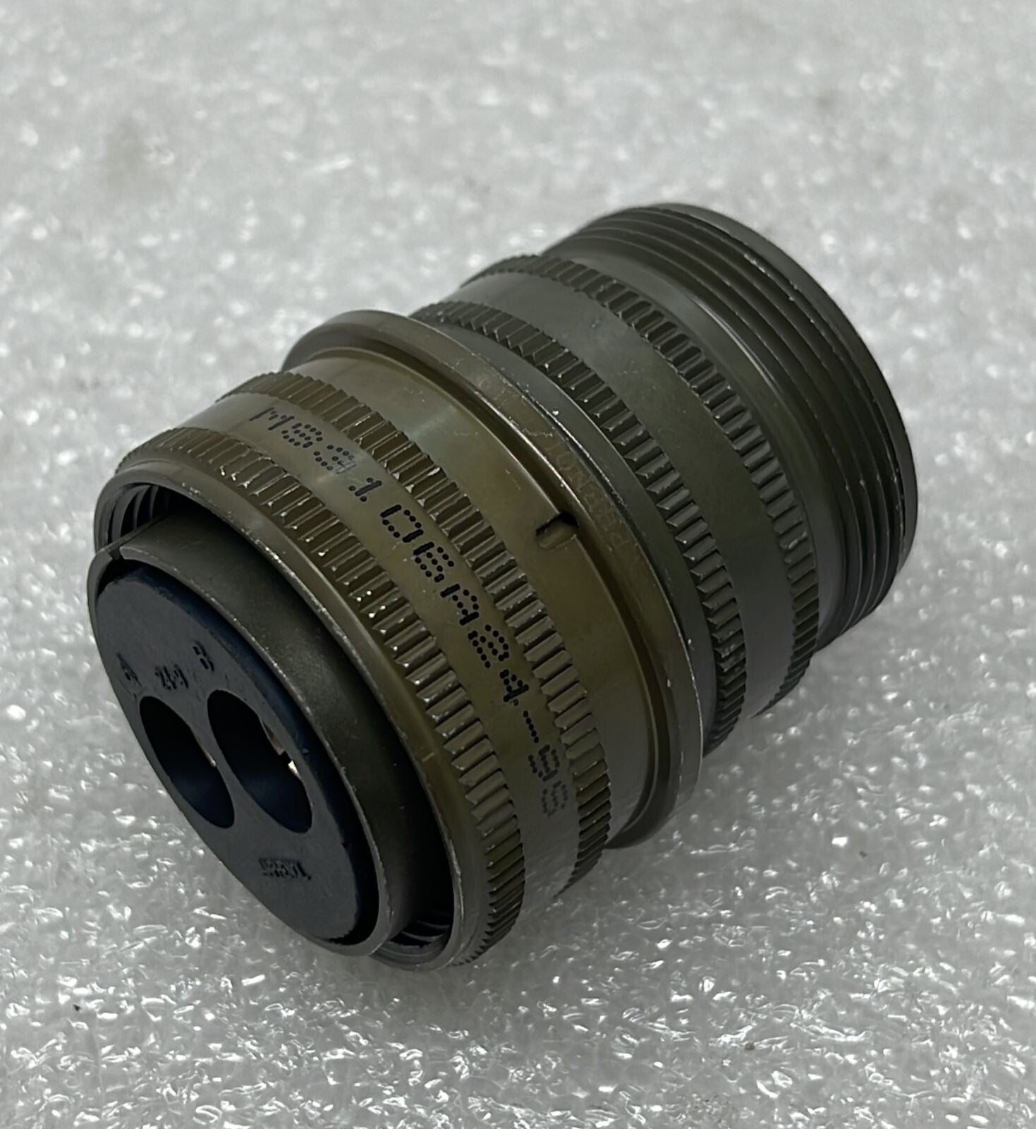 [LOT OF 3] NEW - Amphenol MS3106A24-9S Circular Plug Cable Connector