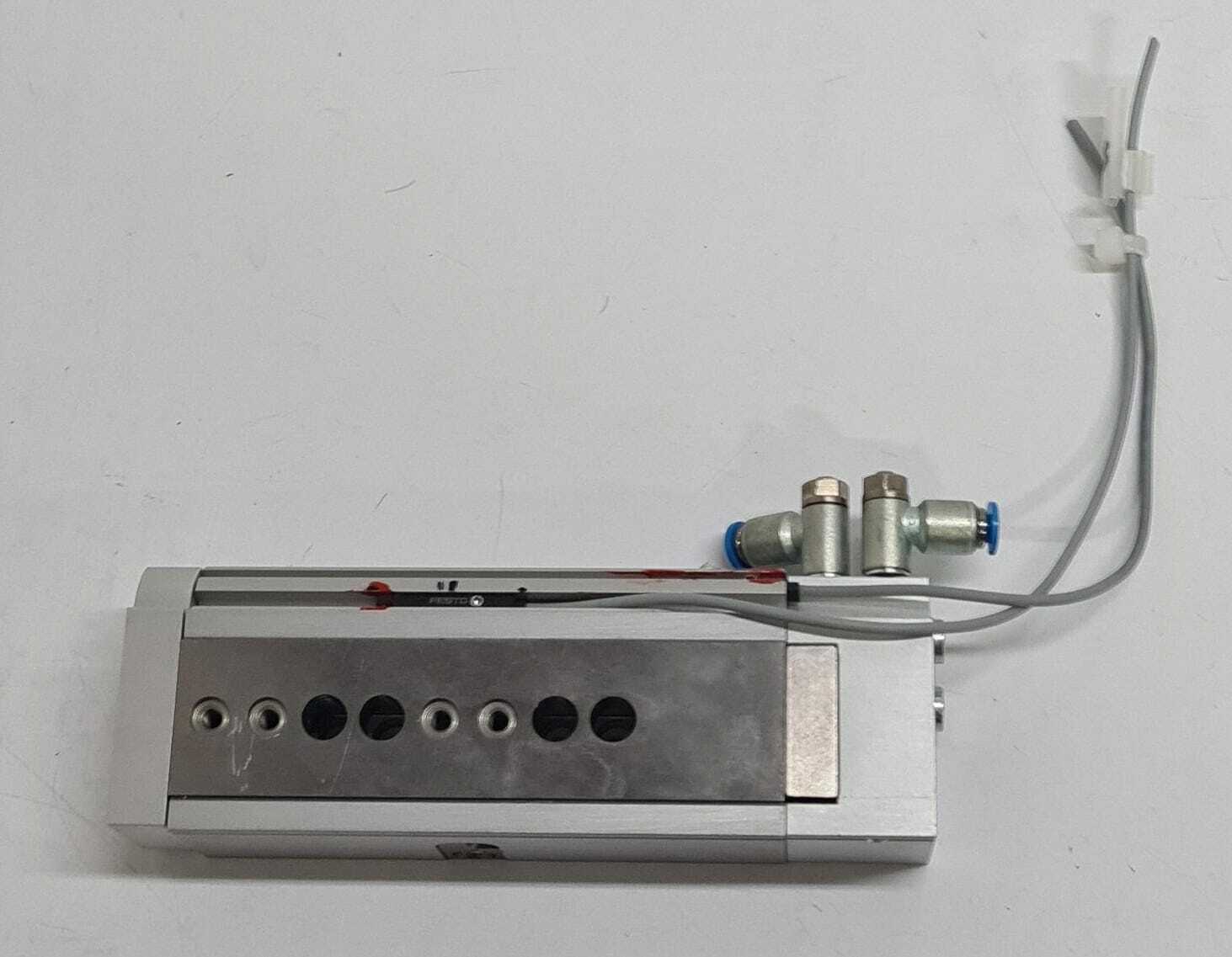 FESTO DGSL-10-50-EA 570176 L102 PNEUMATIC Slide Cylinder Actuator