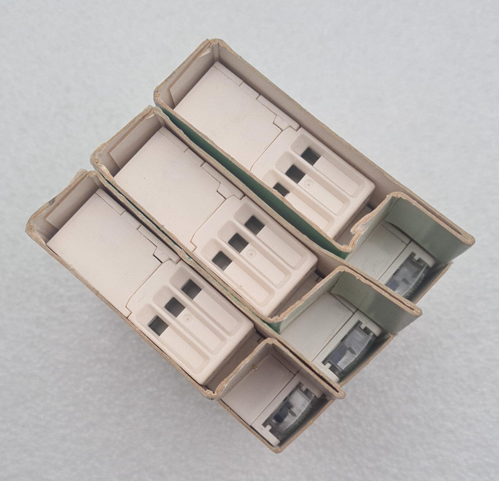 [LOT 3] NEW - Schneider Electric Zelio RE11RAMU Modular Timing Relay Delay Timer