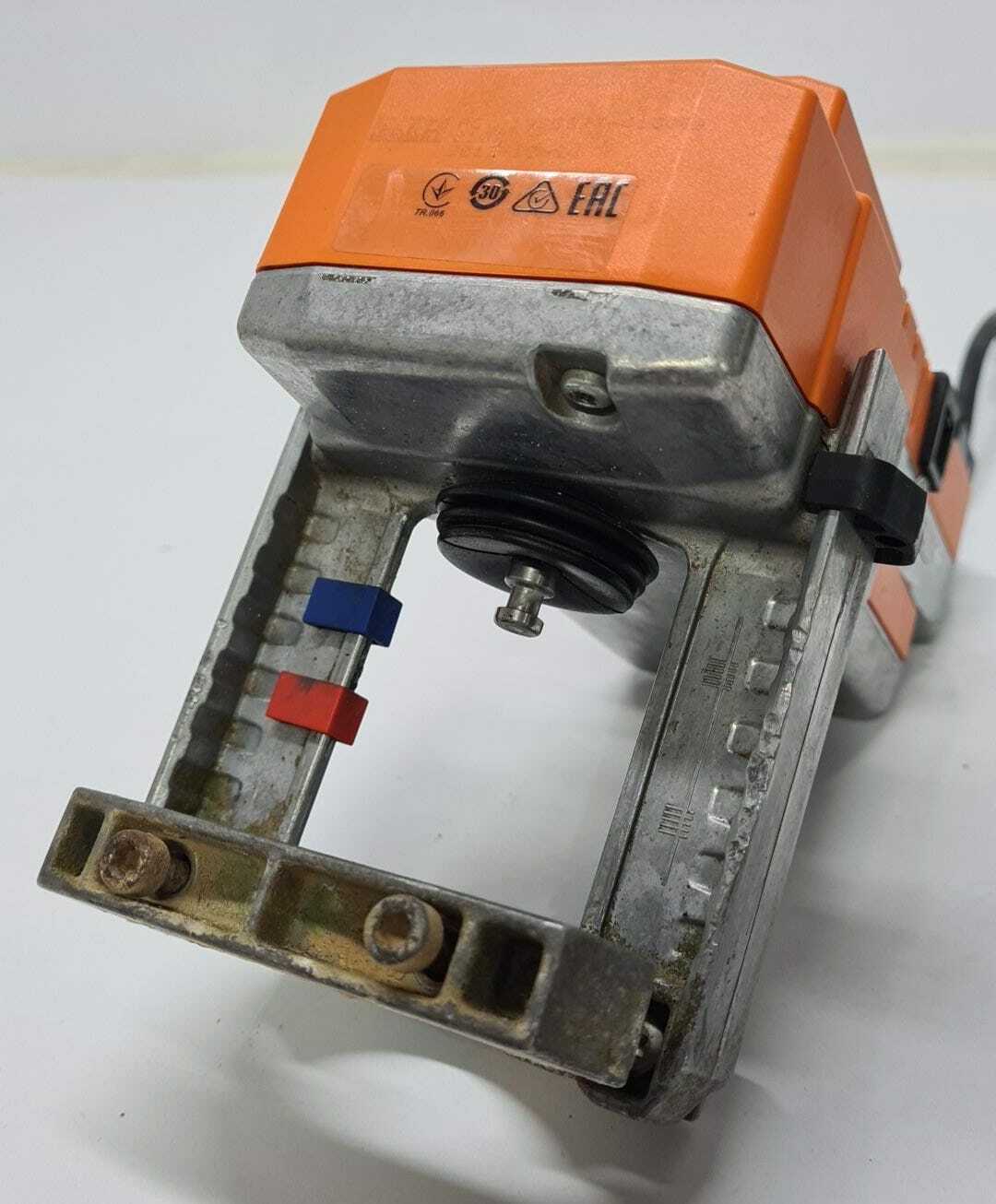 BELIMO NV24A-MP-TPC Globe valve actuator retrofit 1000 N 24V AC/DC