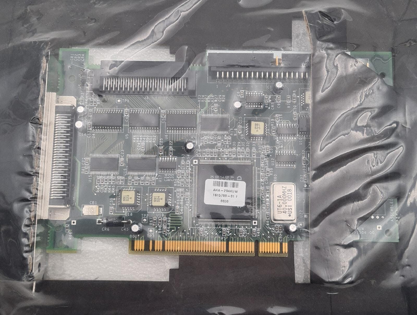 NEW - Adaptec AHA-2944UW 1615700-01 991506-00 PCI SCSI Adapter PCB 991507 Assy