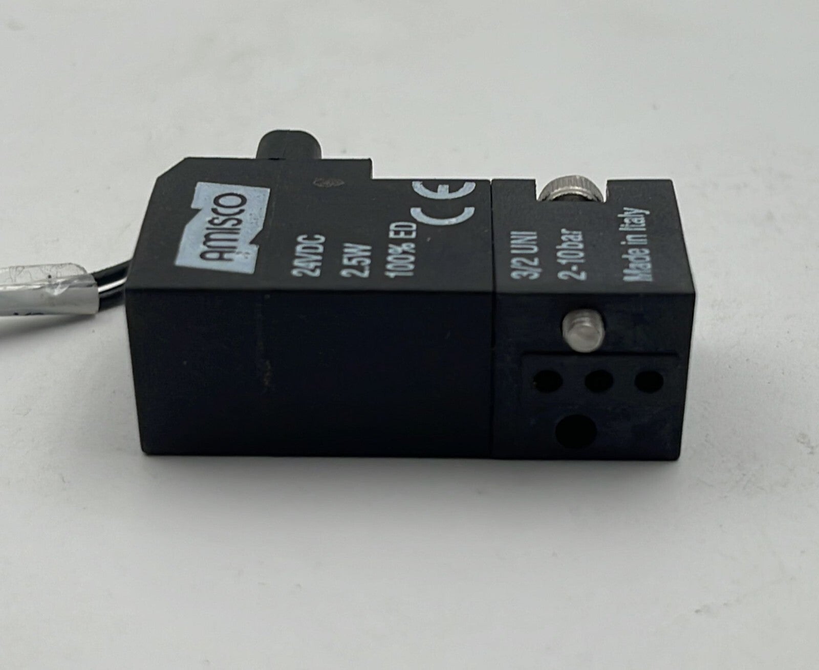 [LOT OF 4] AMISCO 24VDC 2.5W 100% ED 3/2 UNI 2-10 Bar Pilot Solenoid Valve