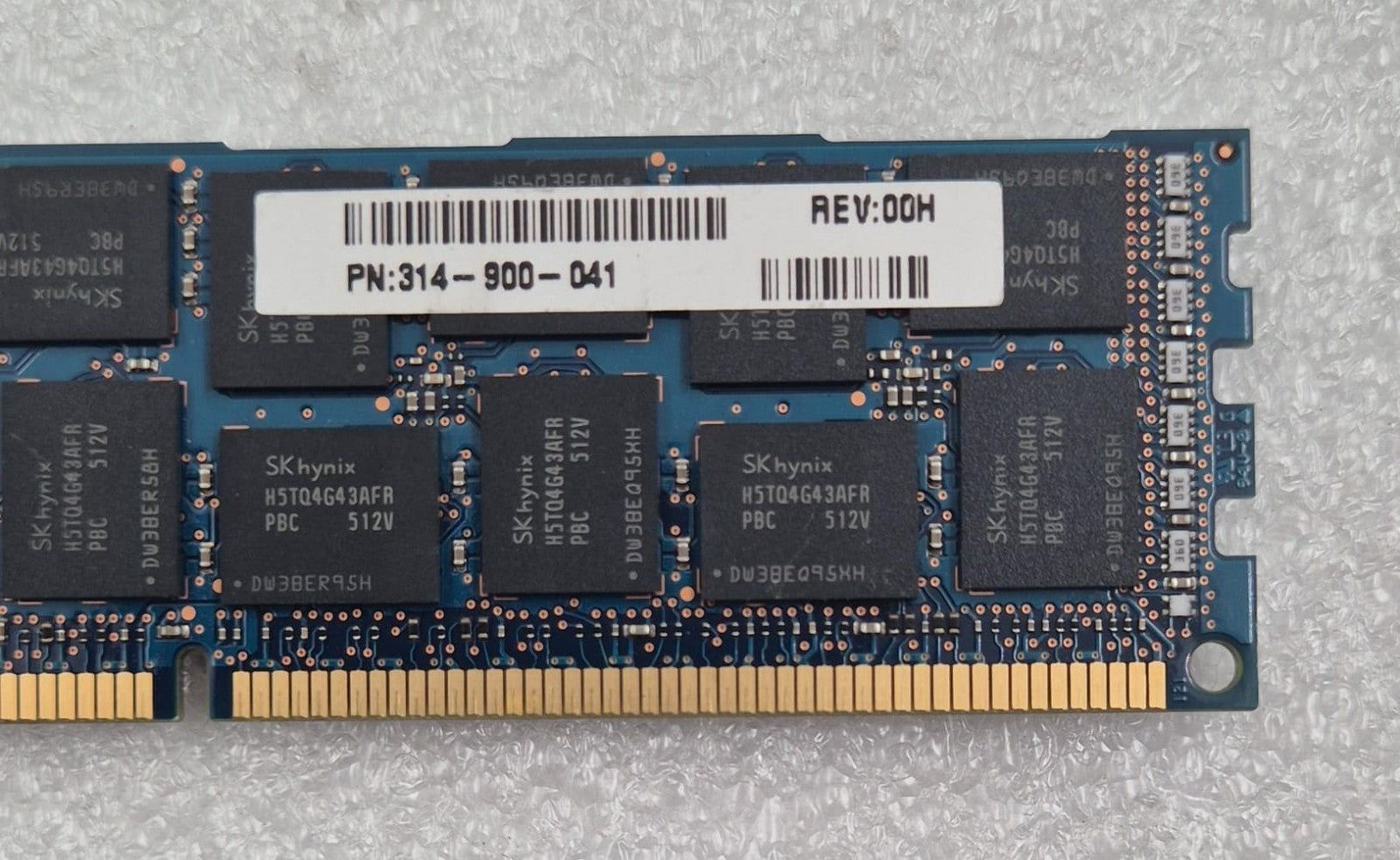 [LOT 8 PCS] SK Hynix 16GB 2Rx4 PC3-12800R HMT42GR7AFR4C-PB ECC SERVER MEMORY RAM