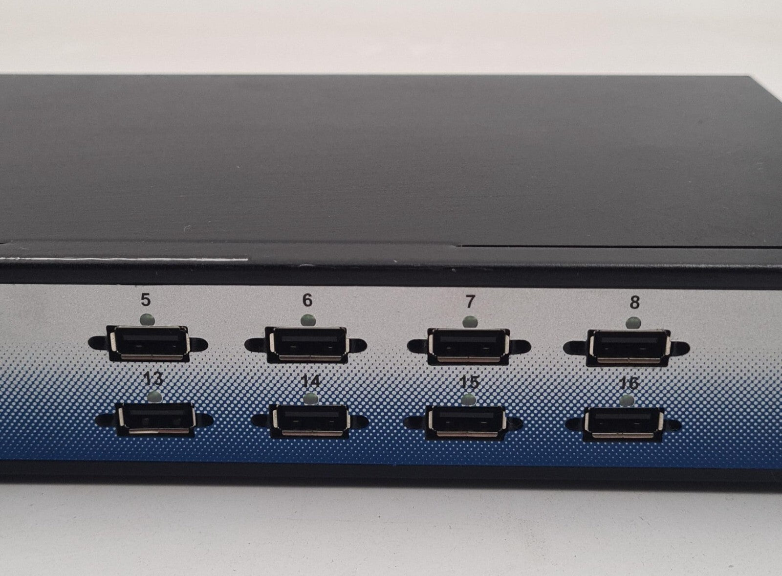 Coolgear 16-Port Industrial USB Hub W/ Rack Mount
