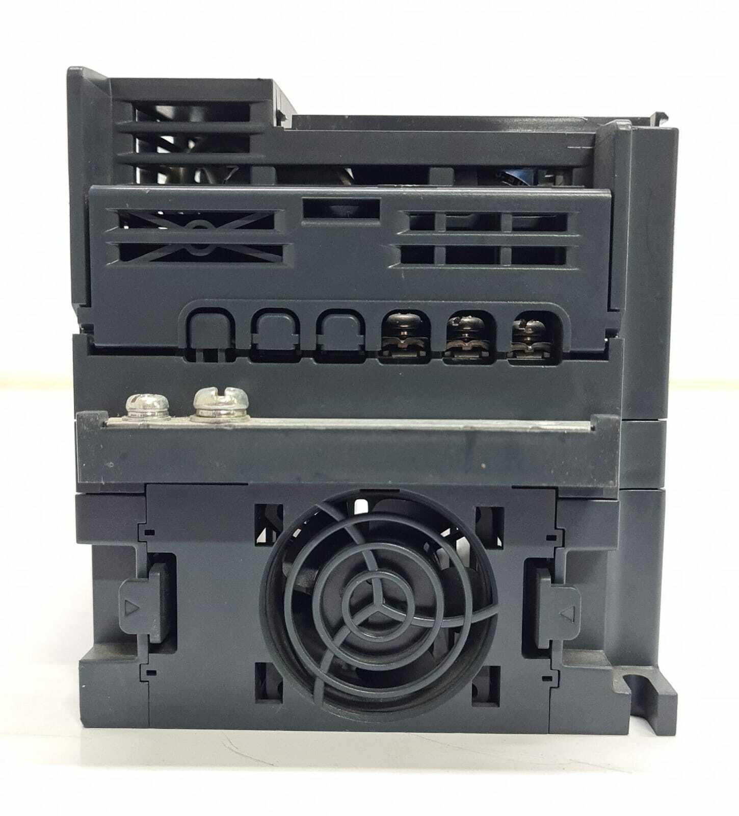 B&R Automation ACOPOS inverter S44 8I44T200220.000-1 2.2kW 3HP V1.1 - FOR PARTS