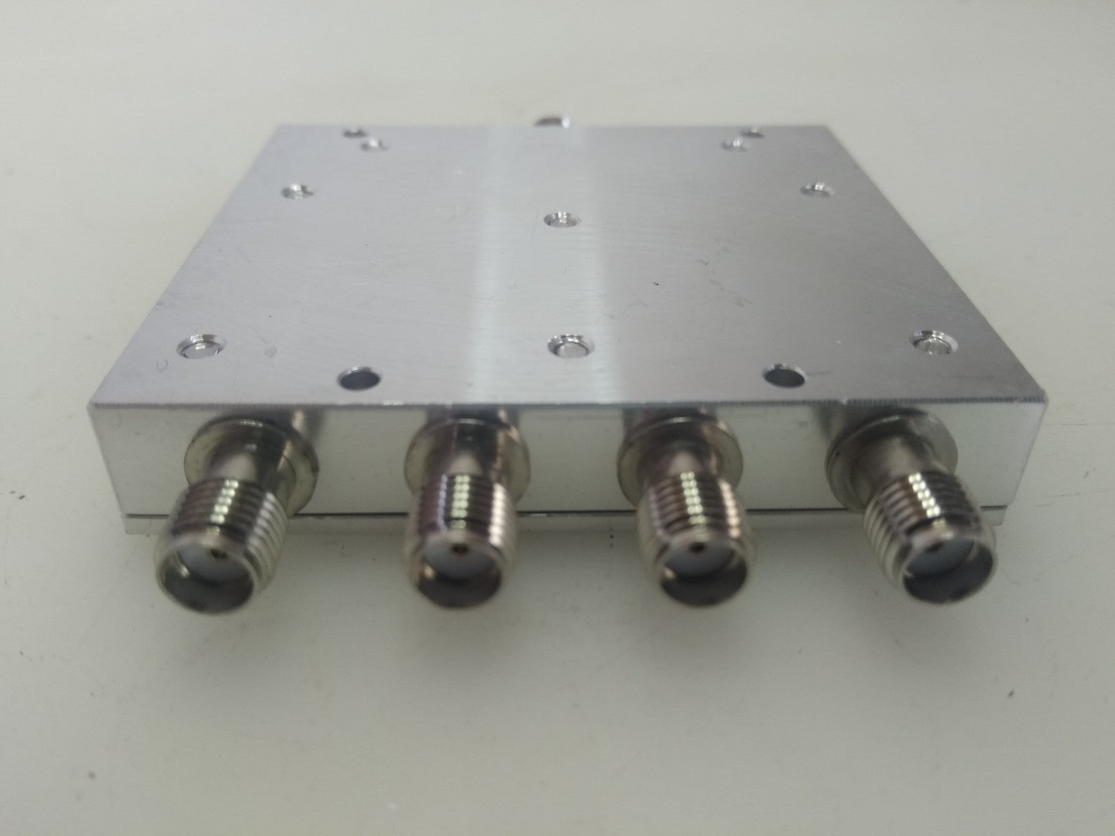 Eurotech Communication 4way Power Divider Eur 4pd Ver 1