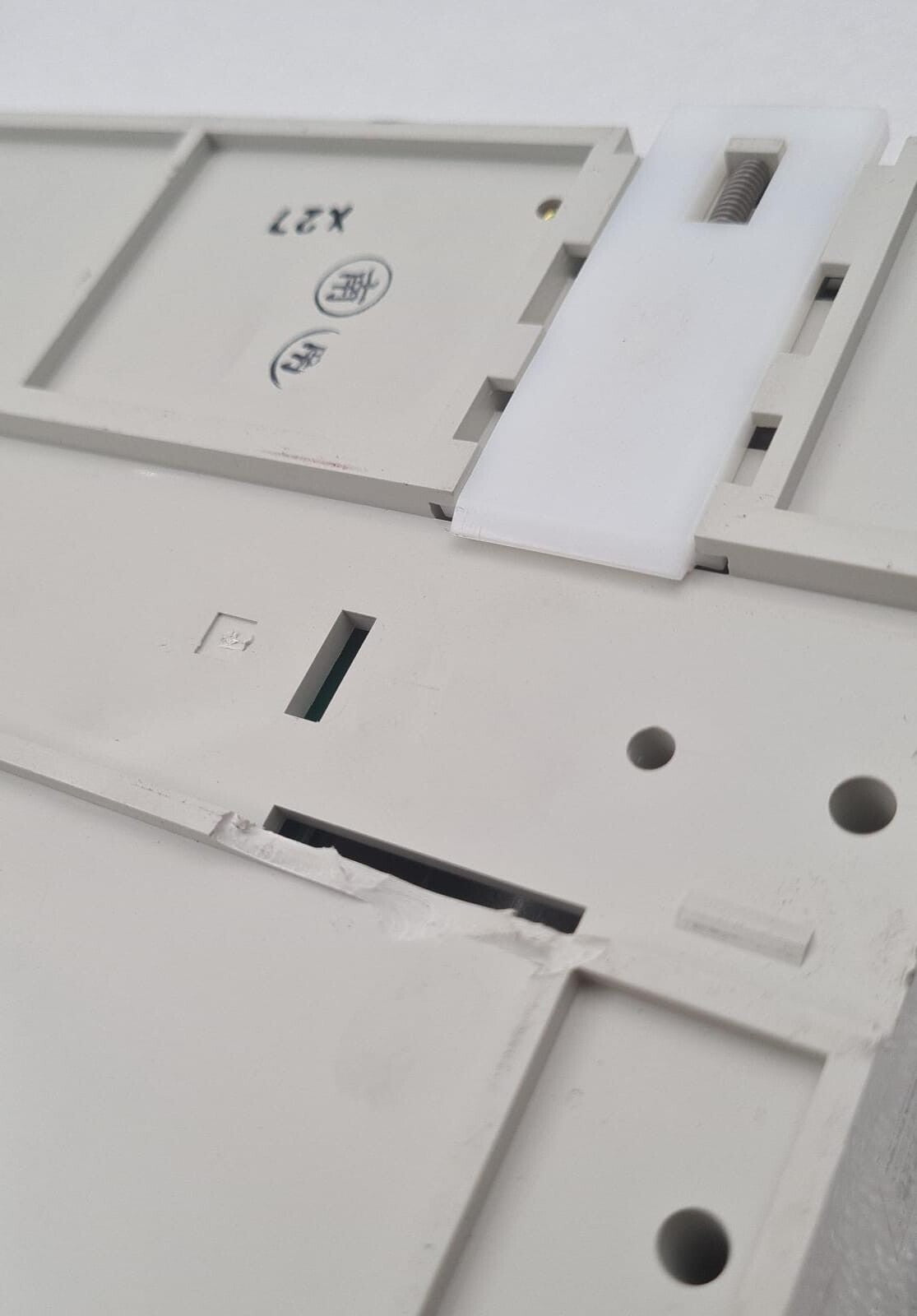 MITSUBISHI MELSEC FX-48MR-ES PLC Programmable Controller 100-240VAC