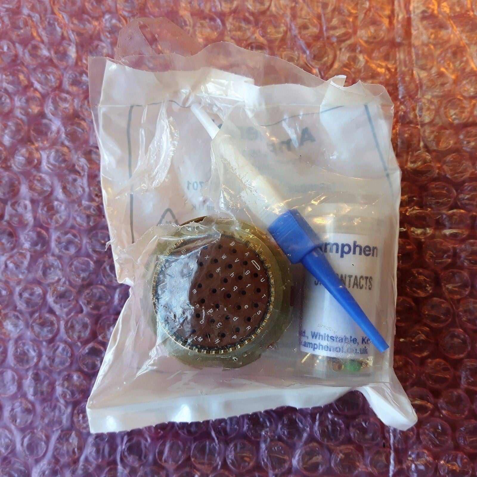 Amphenol TVS06RB-25-37PN Mil Spec Connector Plug With Contacts