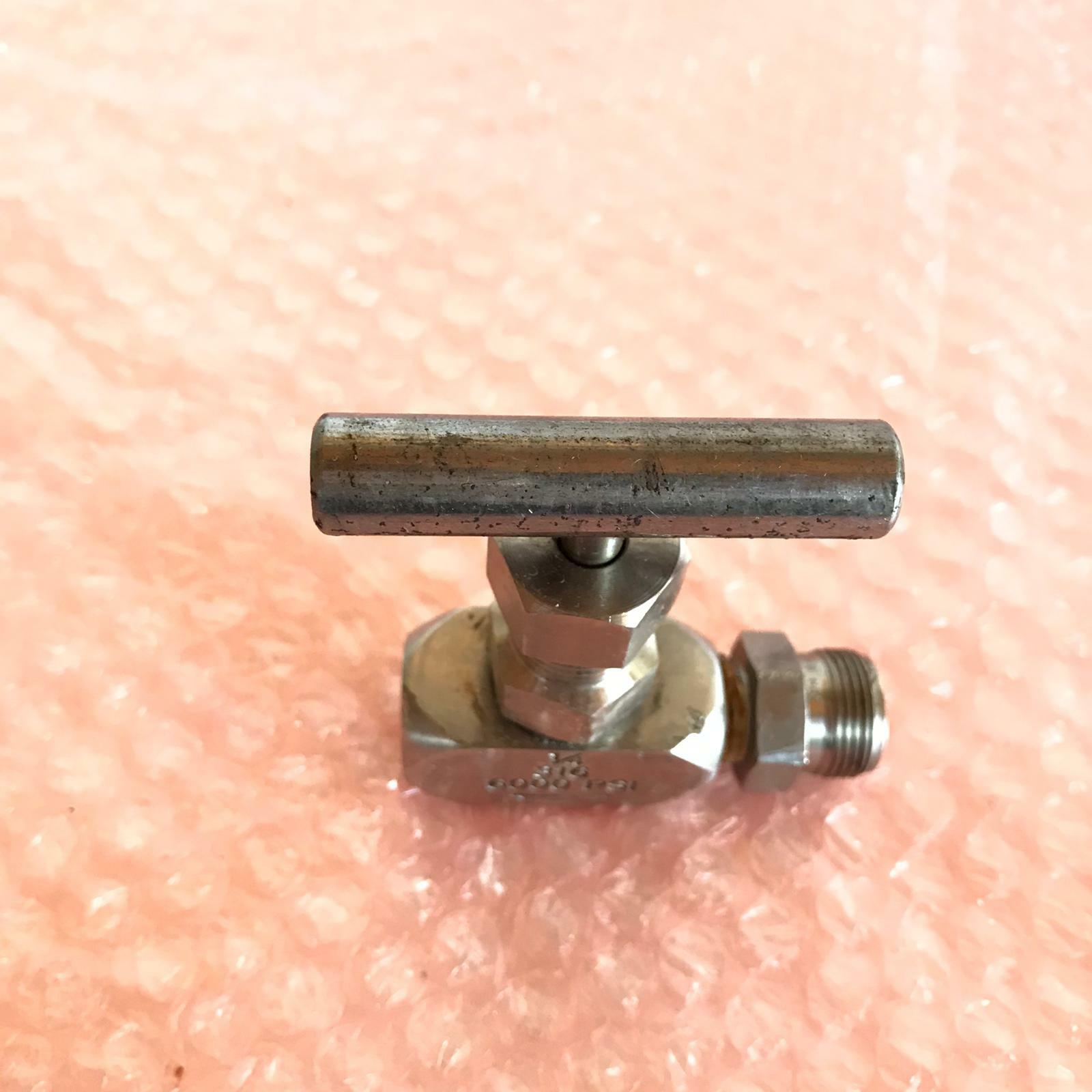 Needle Valve 2032 ASTM A351-CF8M 1/4"~1" (DN8~DN25)