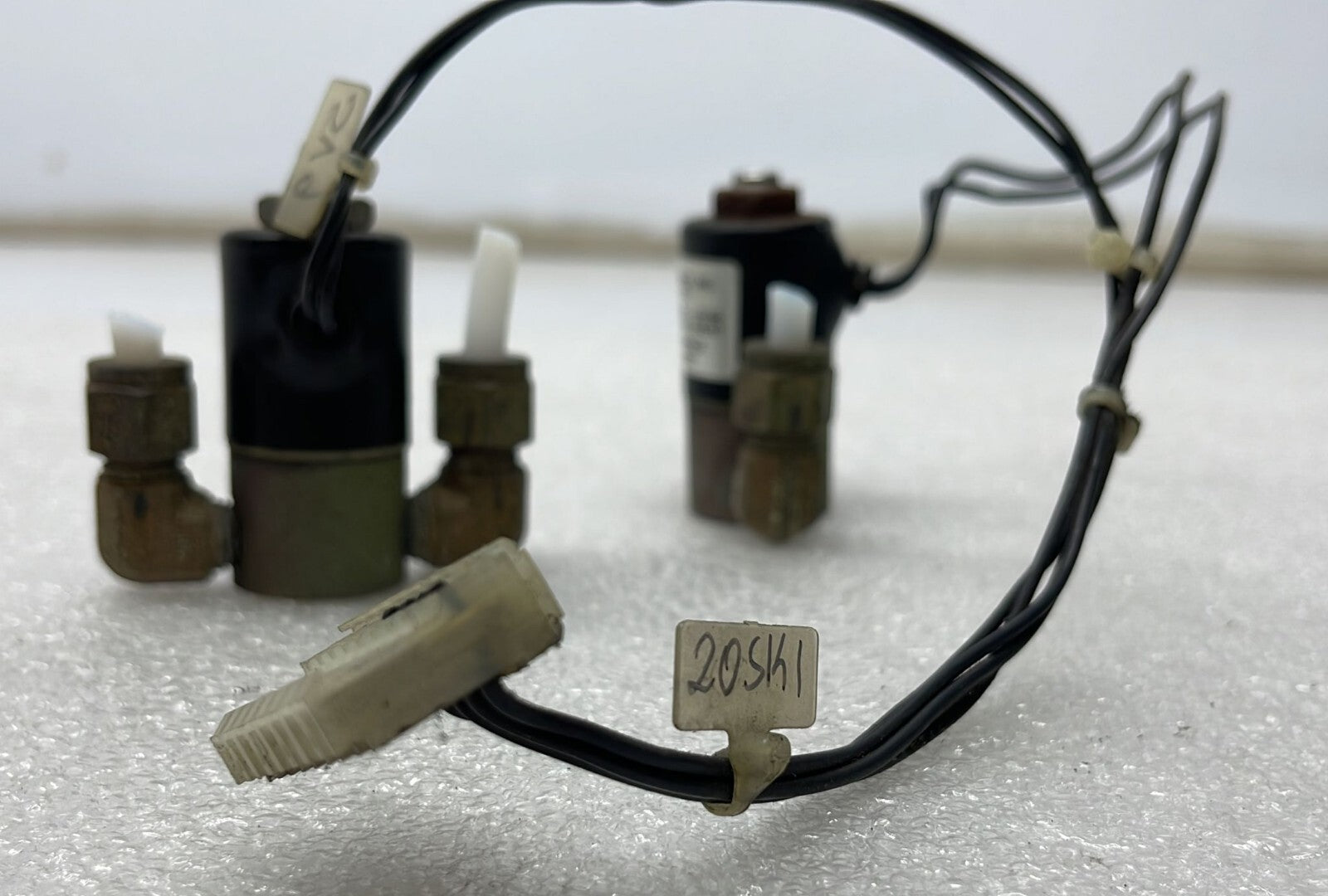 [LOT OF 2] PRECISION DYNAMICS B2016-BB-SH 100MOPD 6WATTS 24VDC