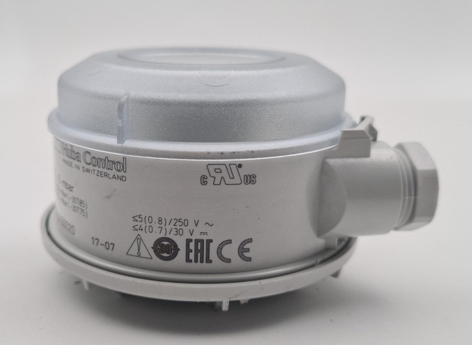 Huba Control 604.S100020 Diff Pressure Switch 0.5-5mbar
