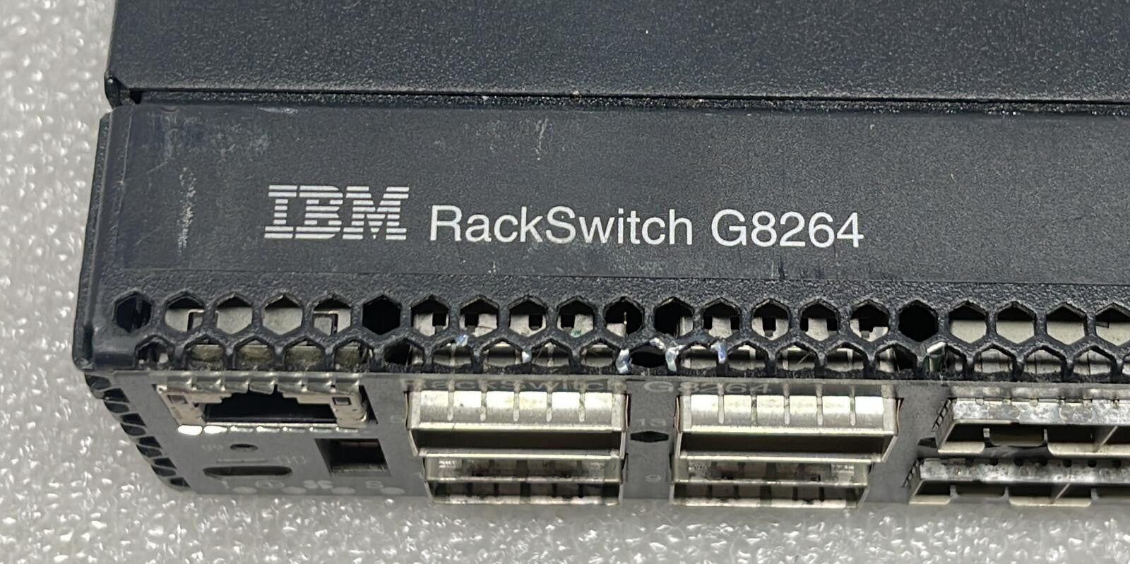 IBM RackSwitch G8264 88Y6021 Network Switch Model 7309-HC3 / 7309-G64
