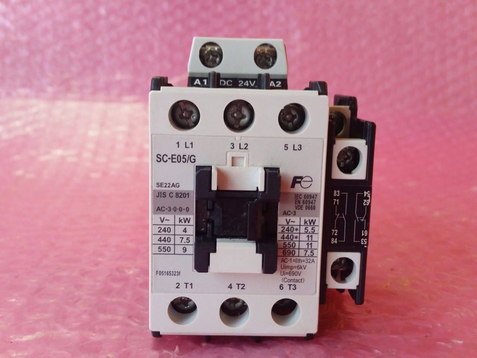 Fuji Electric Sc E05 G Contactor 24 Vdc W Sz As1t Auxiliary Contact