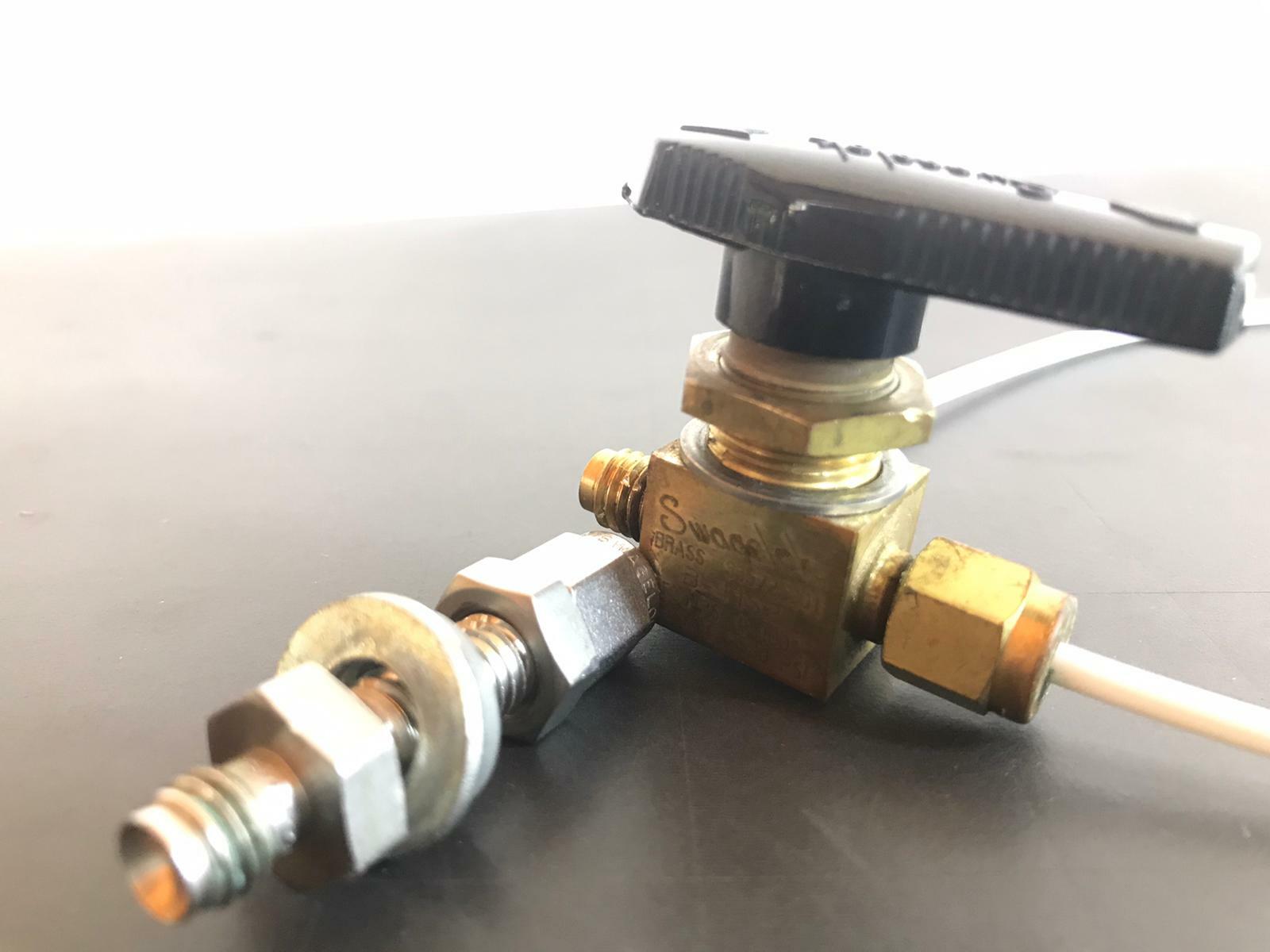 Parker Gas Generator 9150 ChromGas Swagelok B-41S2 2500Psi Pressure Transducer