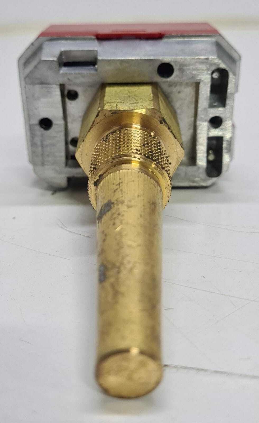 SCS STAFA Control System FT-T30S LANDIS & STAEFA Temperature Sensor 2702 86-07