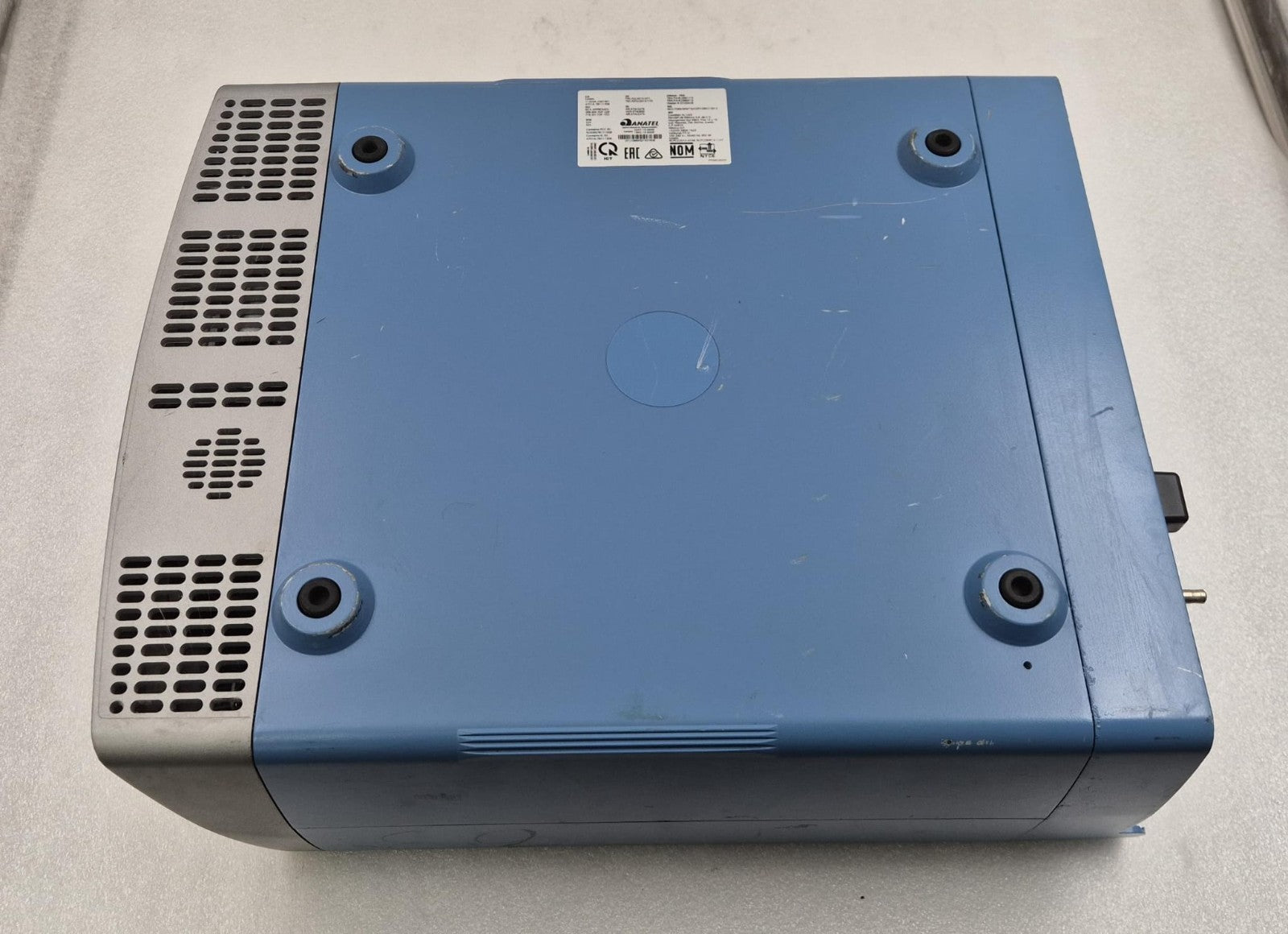 COVIDIEN Valleylab FT10 FT Series Energy Platform VLFT10GEN **AS-IS**