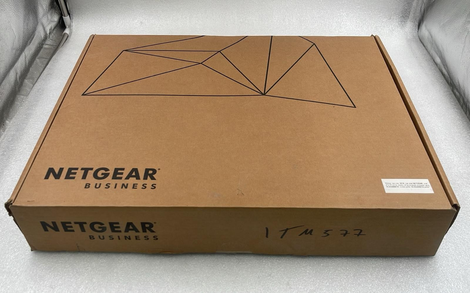 Netgear XS728T-100NES 28-port 10-Gigabit smart managed Pro network switch front panel view