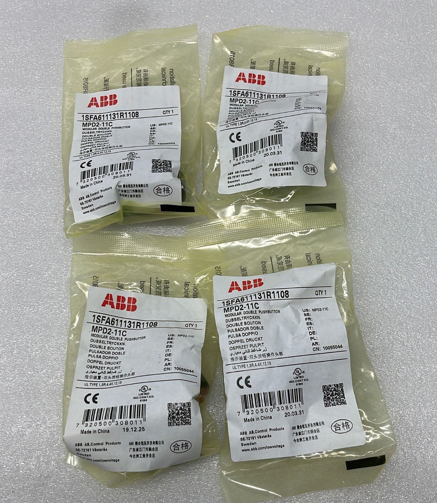 [LOT OF 4] ABB MPD2-11C Double Push Button 1SFA611131R1108