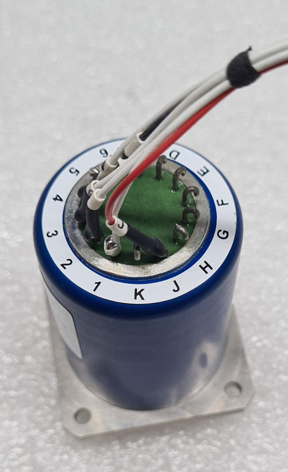 TELEDYNE COAX SWITCHES CCR-38S140-T COAXIAL SWITCH 28VDC