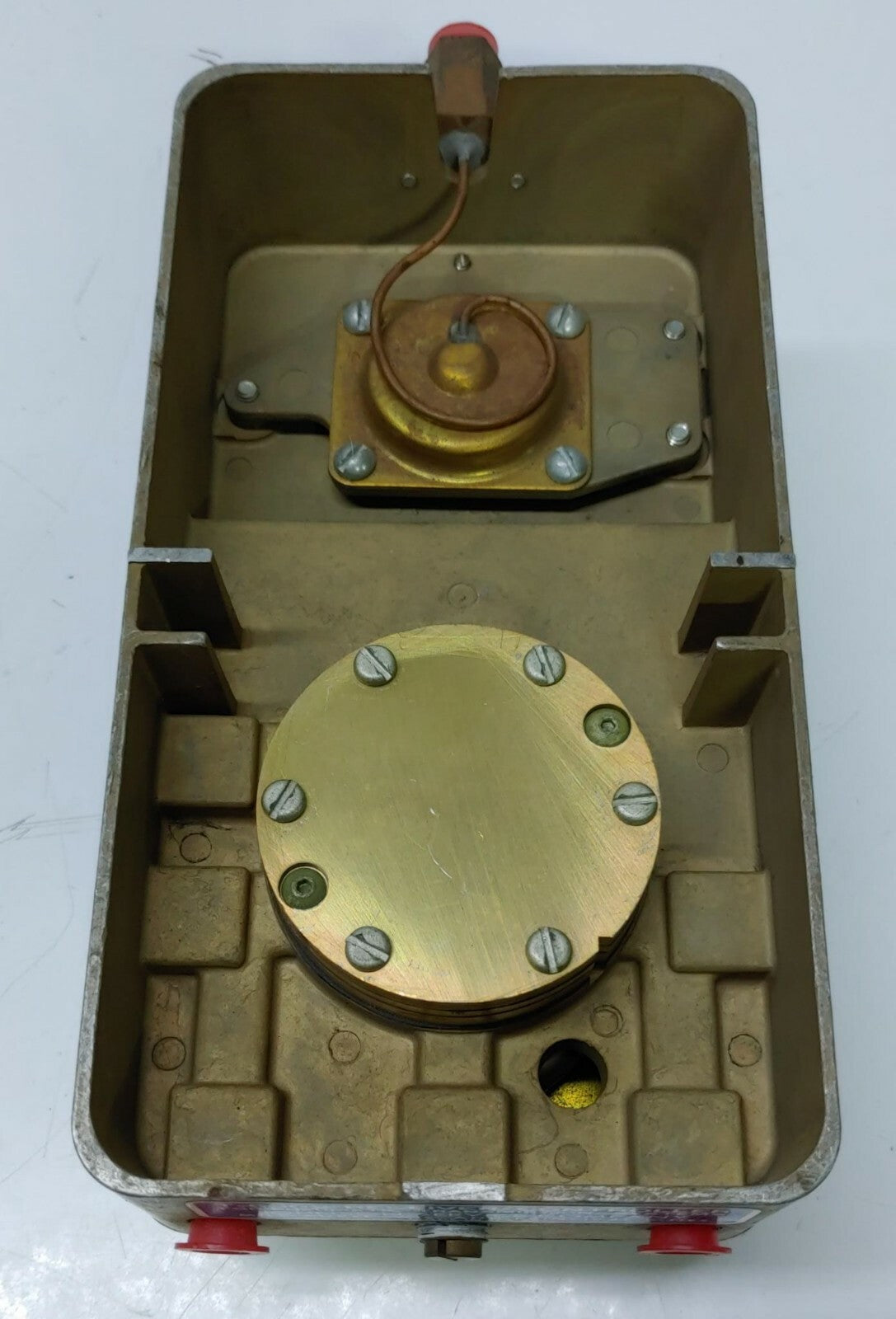 JOHNSON CONTROLS T-5302 RECEIVER-CONTROLLER FOR PNEUMATIC TRANSMISSION SYSTEMS