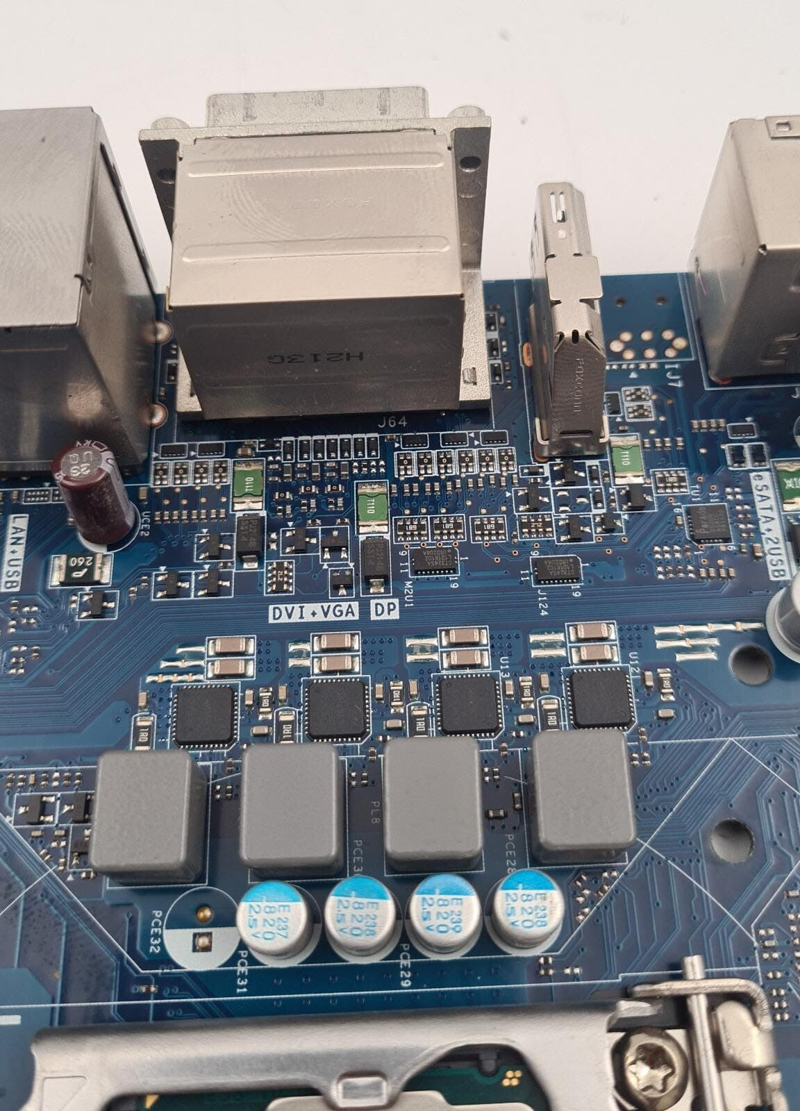 Intel Desktop Board DH77KC SOCKET AA G39641-400 I/O SHIELD W/  i7-3770