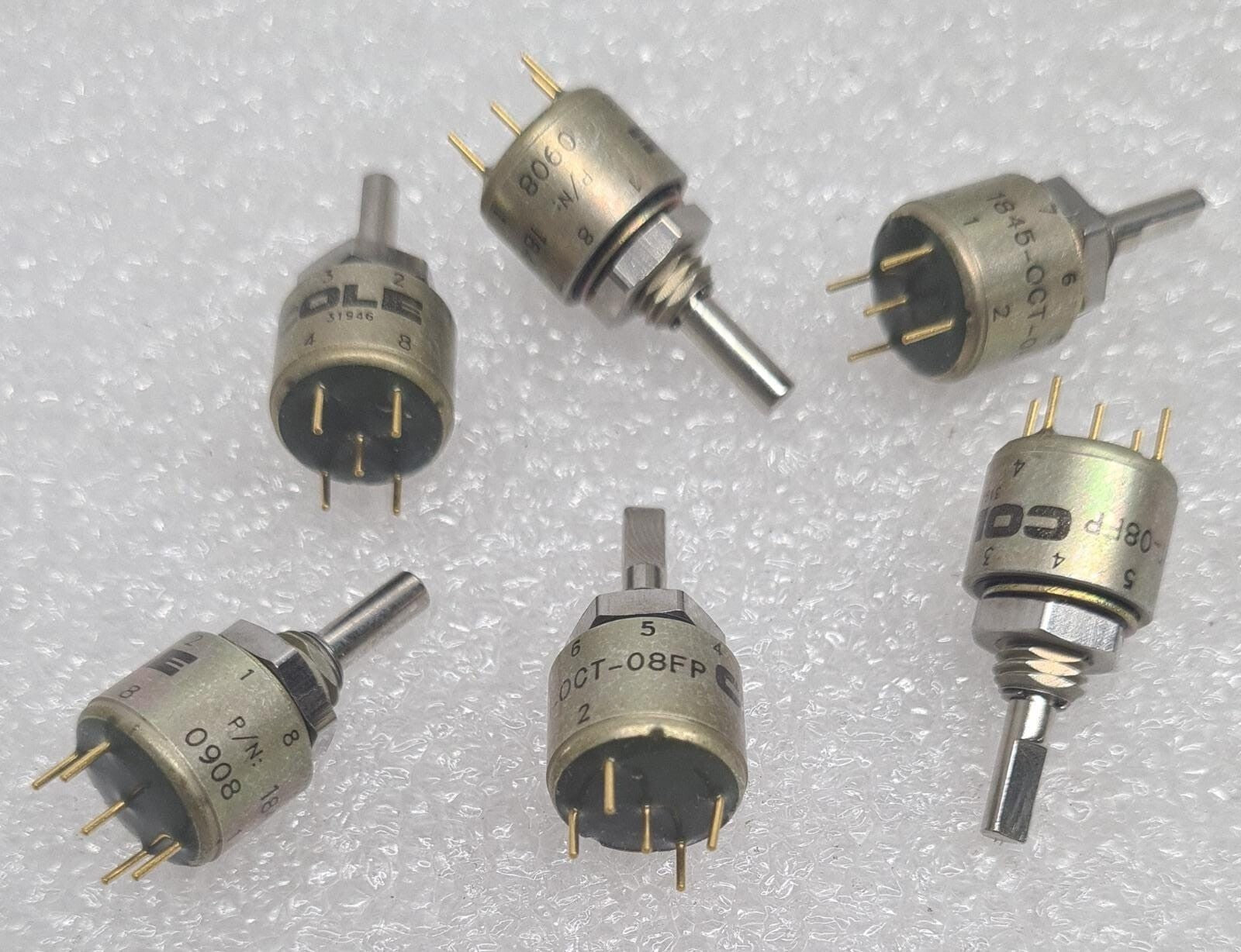 [LOT OF 6] NEW - COLE 31946 1845-OCT-08FP Enclosed Rotary Switch