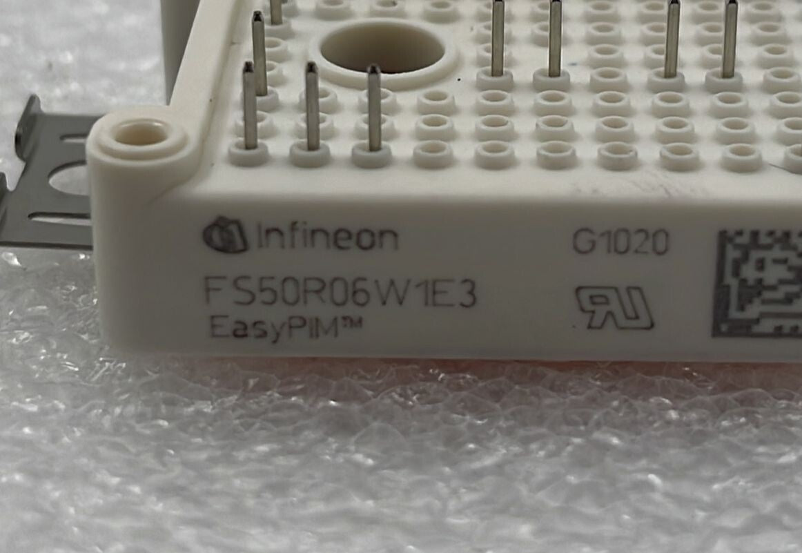 [LOT OF 2] Infineon FS50R06W1E3 power module