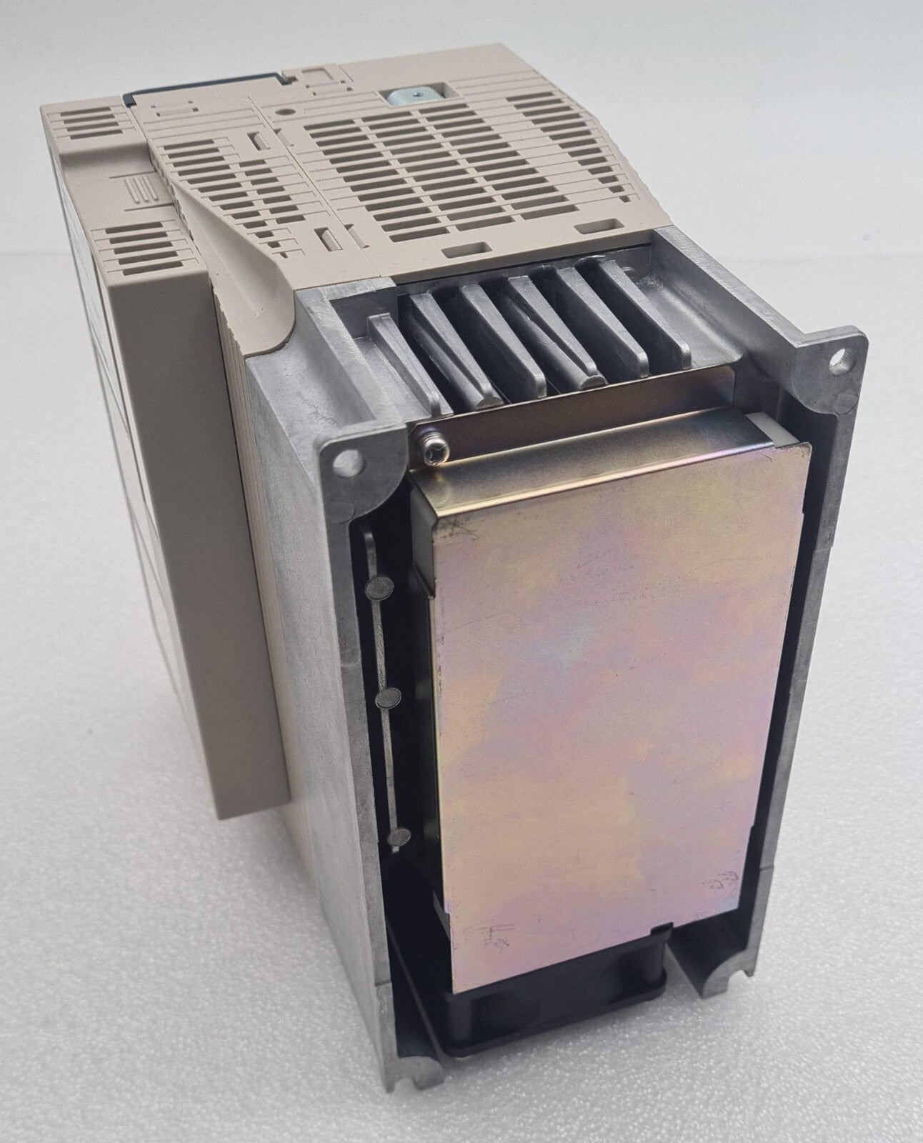 Yaskawa Servopack SGDV-120AE1A008000 200V AC servo drive with front control panel and industrial connectors