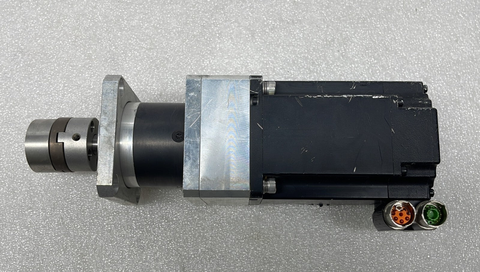 B&R Automation Servo Motor 8LVA33.R0021D000-0 W/ Gear 8GP40-060-004S1V3