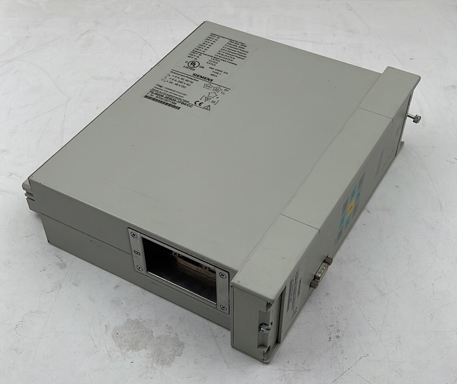 Siemens 7SJ6026-2EB20-1FB0/CC Overcurrent Protection Relay