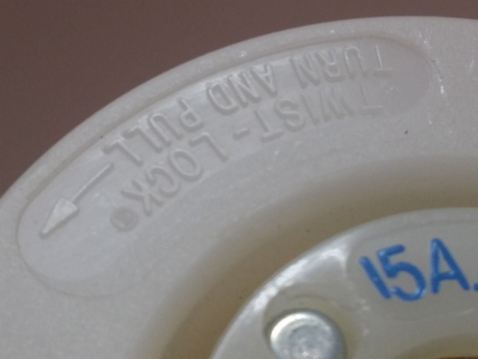 [LOT 3 PCS] Hubbell HBL4585C Flanged Receptacle 15A 250V 2P 3-Wire