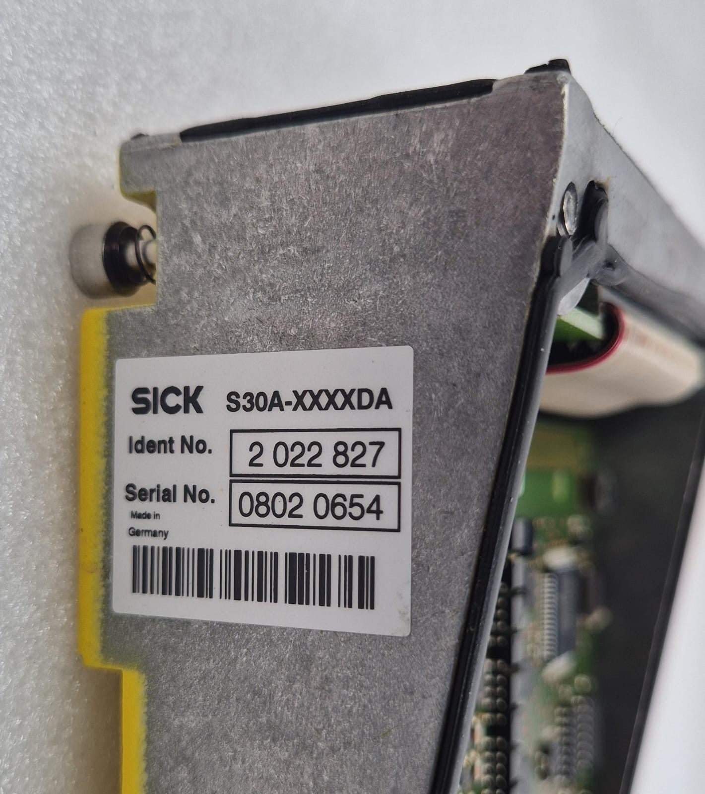 SICK S30A-XXXXDA label and serial detail