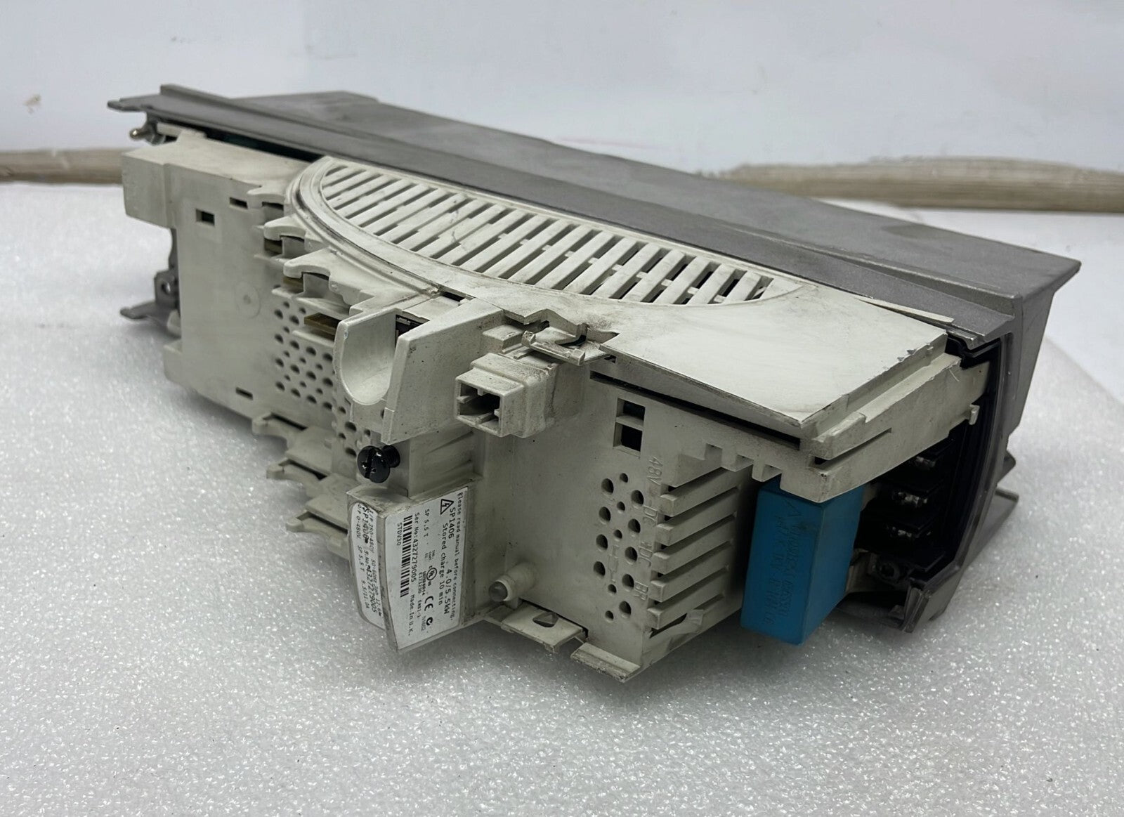 Emerson Unidrive SP1406 380-480V 4.0/5.5kW 50-60Hz Frequency Converter **AS-IS